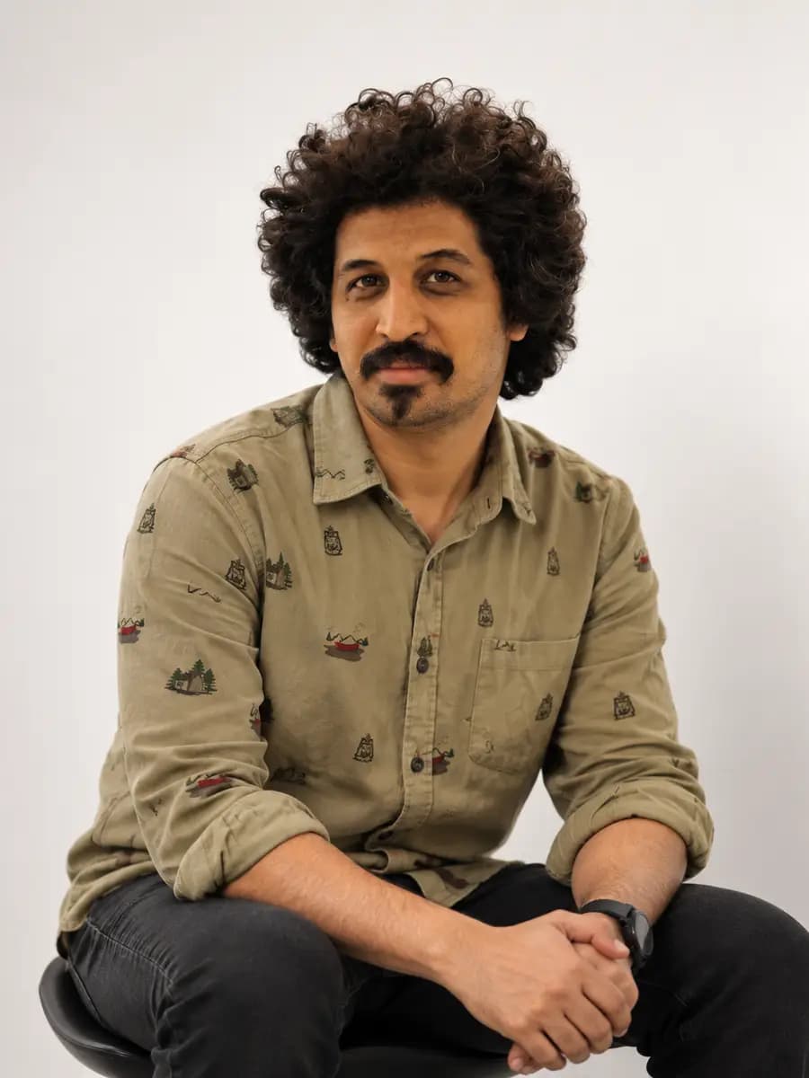 Mohammad Eshaghiyan, Senior UI/UX & graphic designer